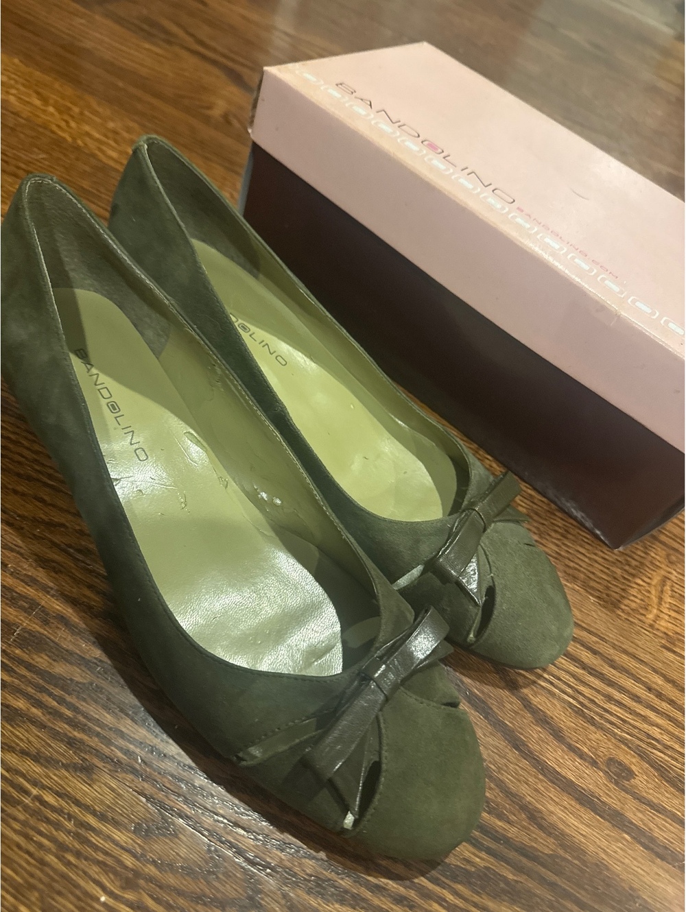 NWT Bandolino BDBarkley Kitten Heel Size 9